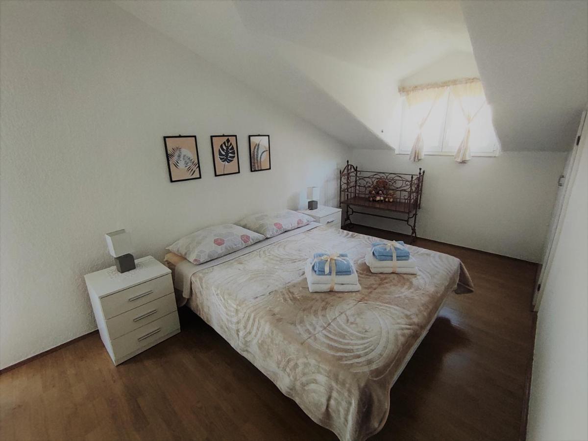 Apartmani Mlaja Trpanj Ngoại thất bức ảnh